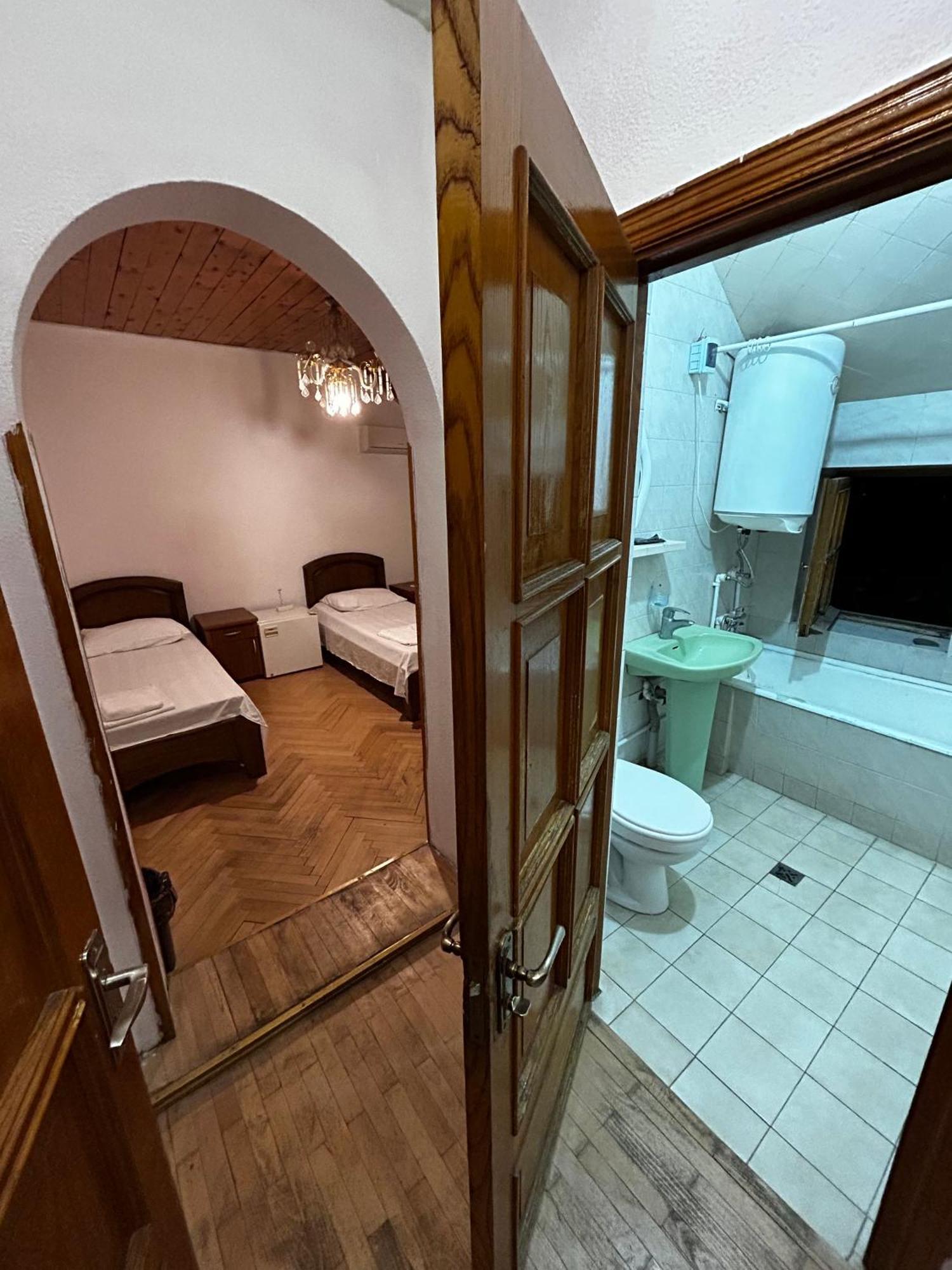 Duma Hotel Тбилиси Экстерьер фото