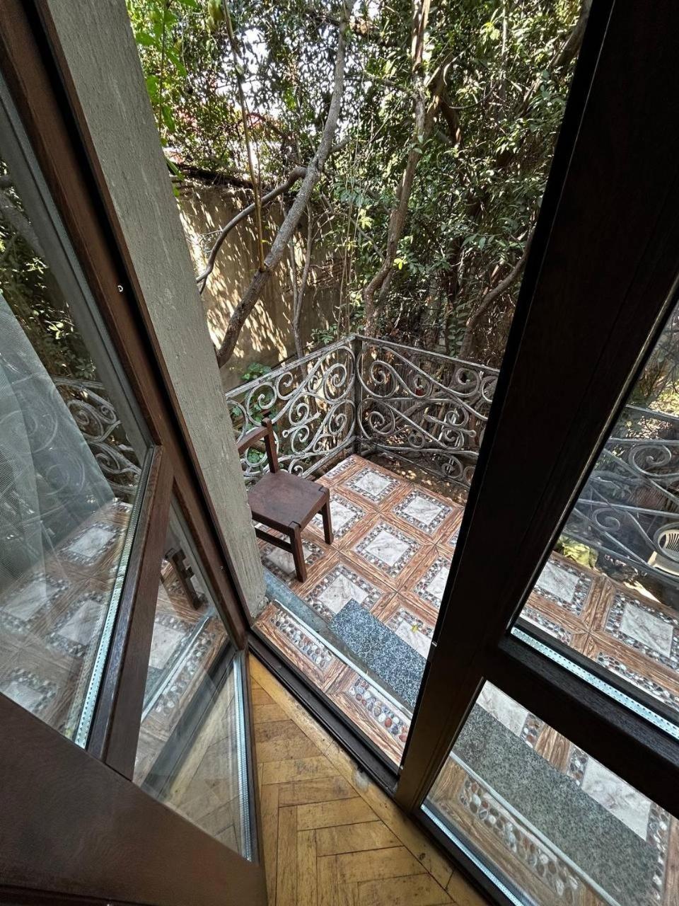 Duma Hotel Тбилиси Экстерьер фото