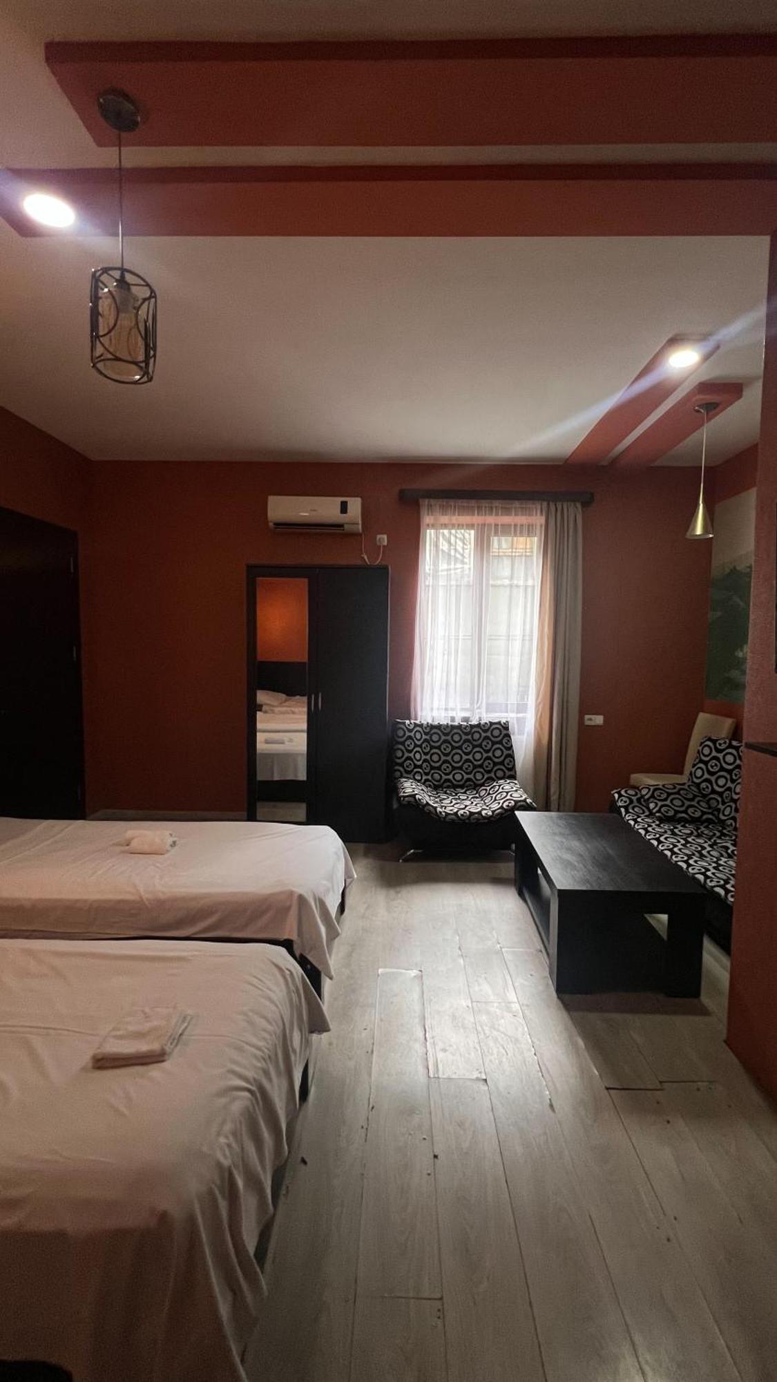 Duma Hotel Тбилиси Экстерьер фото